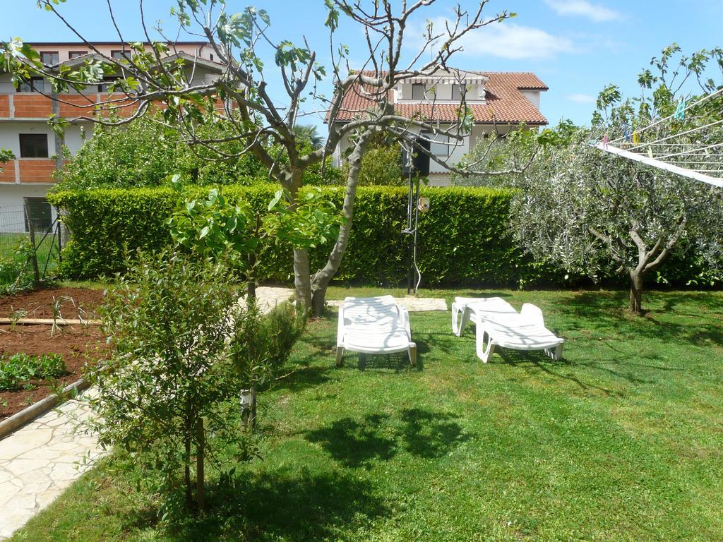 Apartments Mirela Porec Luaran gambar