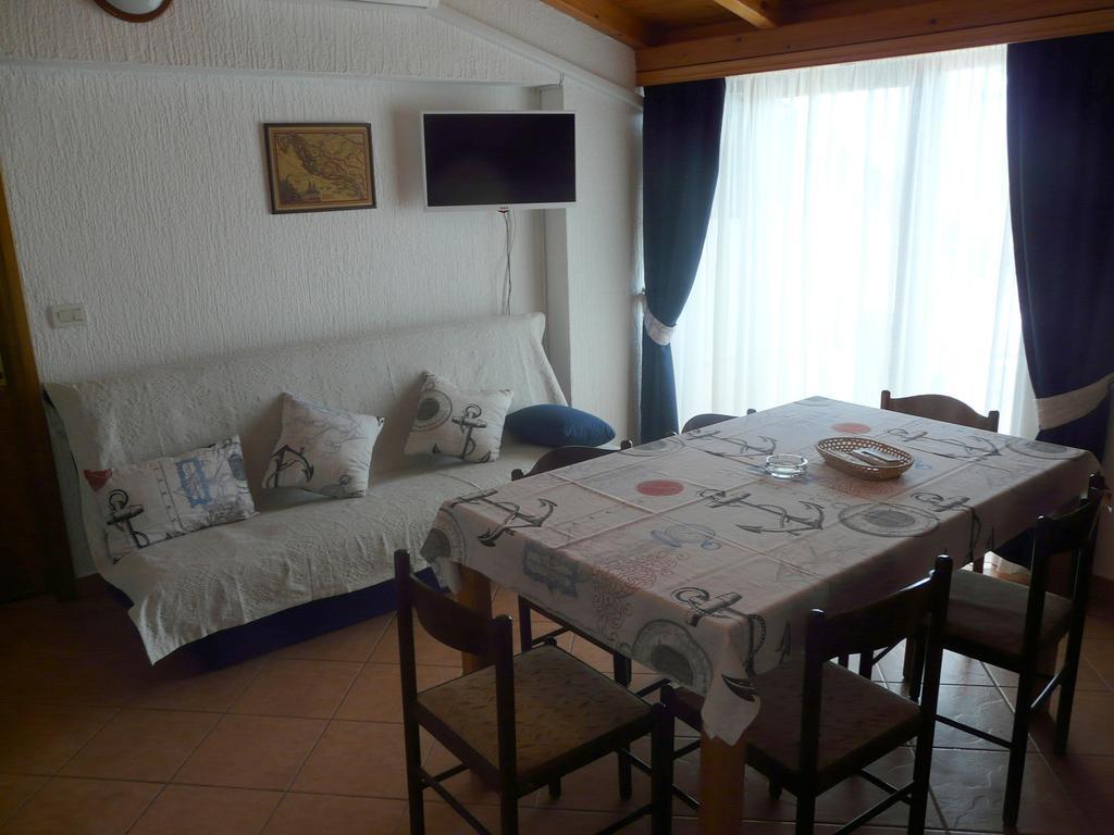 Apartments Mirela Porec Luaran gambar