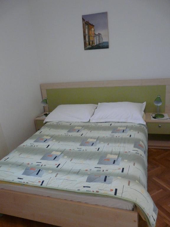 Apartments Mirela Porec Luaran gambar