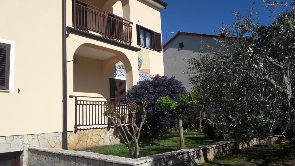 Apartments Mirela Porec Luaran gambar